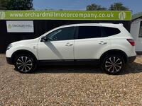 NISSAN QASHQAI+2
