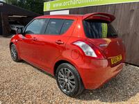SUZUKI SWIFT